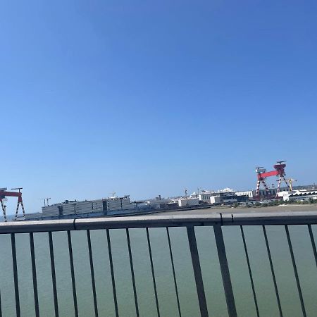 Studio Cosy Avec Terrasse, Proche Chantiers Et Airbus Saint-Nazaire  Exterior foto